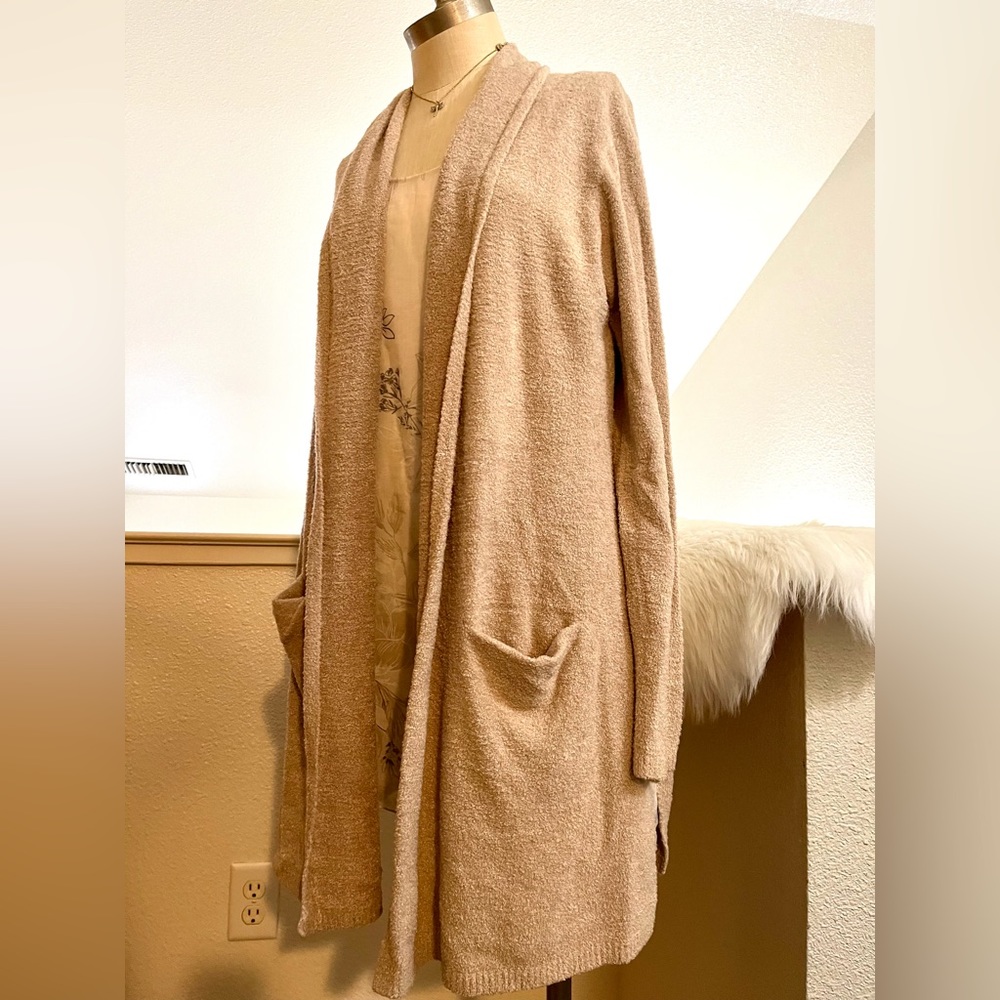 Like NEW!!! L Barefoot Dreams Cozy Soft Tan Loungewear Cardigan Trendy Pockets